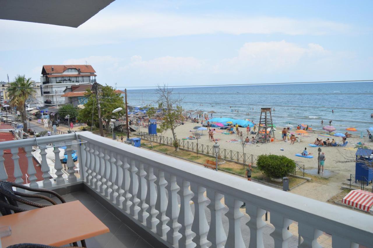 Iliana Hotel Paralia Buitenkant foto