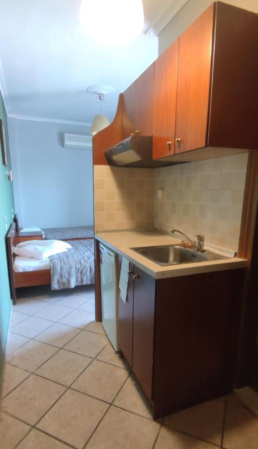 Iliana Hotel Paralia Buitenkant foto
