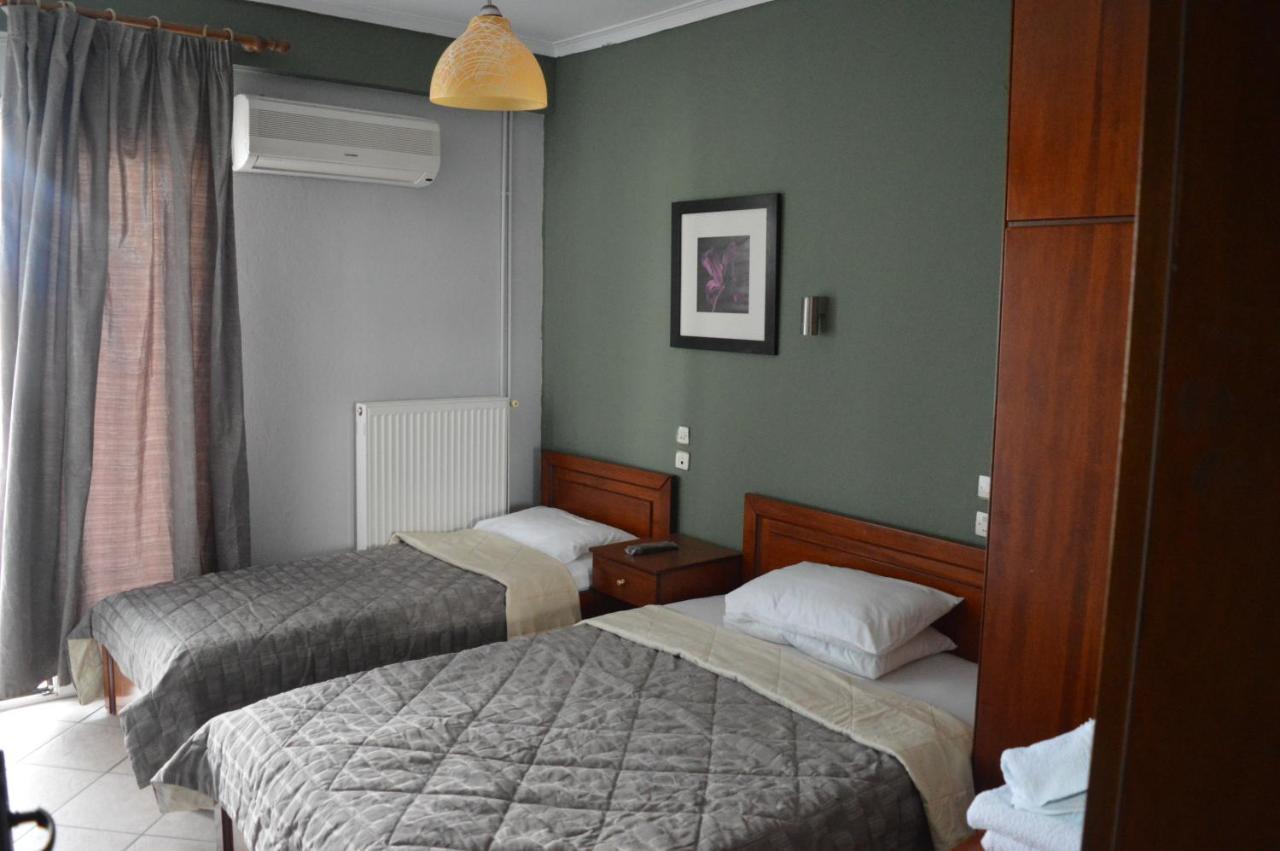 Iliana Hotel Paralia Buitenkant foto