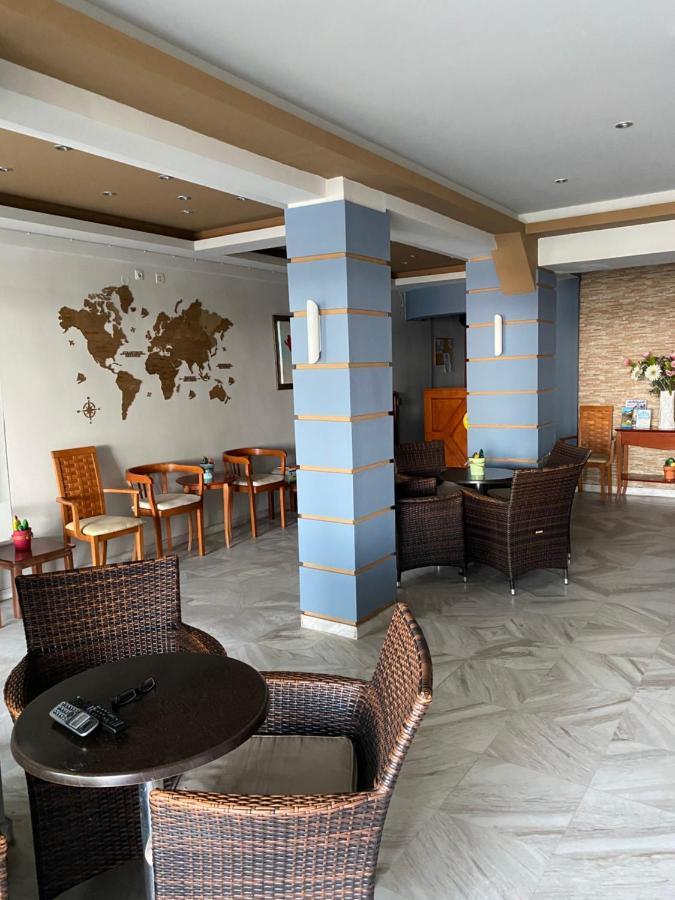 Iliana Hotel Paralia Buitenkant foto